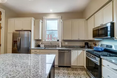 Kitchen - 3067 Sidney Ave, Cincinnati, OH 45225 photo 2 of 4
