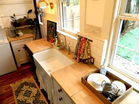 Kitchen - 16 Kessler Ave, Cincinnati, OH 45217 photo 2 of 7