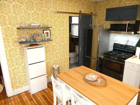 Kitchen - 16 Kessler Ave, Cincinnati, OH 45217 photo 1 of 7
