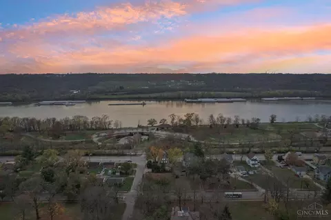 View/Area - 7102 River Rd, Cincinnati, OH 45233 photo 1 of 9