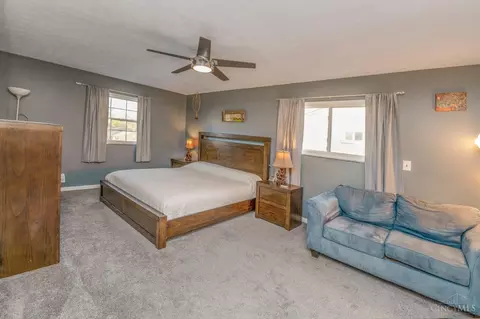 Bedroom - 8423 Shenstone Dr, Cincinnati, OH 45255 photo 1 of 8