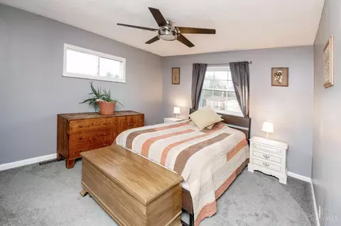 Bedroom - 8423 Shenstone Dr, Cincinnati, OH 45255 photo 5 of 8