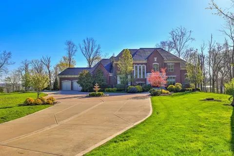 9170 Given Rd, Cincinnati, OH 45243