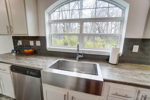 Kitchen - 508 Reeder Rd, Blanchester, OH 45107 photo 5 of 7