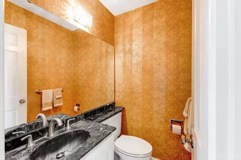 2113 Raeburn Dr, Cincinnati, OH 45223 photo 11