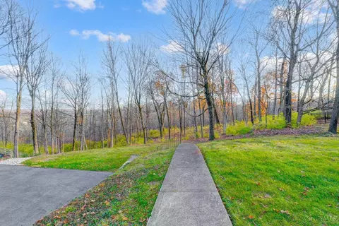 2113 Raeburn Dr, Cincinnati, OH 45223 photo 48