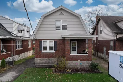 3223 Phoenix Ave, Cheviot, OH 45211