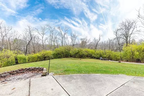 4197 Timberpoint Dr, Cincinnati, OH 45247 photo 7