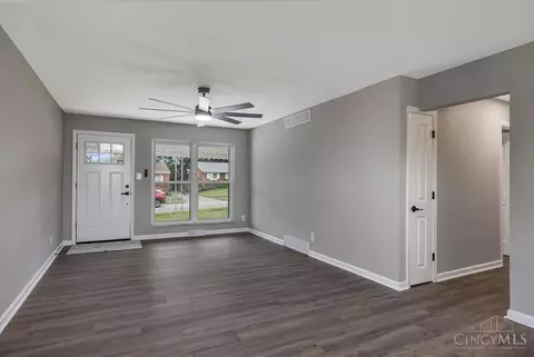 Living - 5372 Plover Ln, Cincinnati, OH 45238 photo 1 of 3
