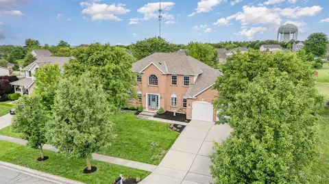 8137 Logans Ridge Dr, West Chester, OH 45069