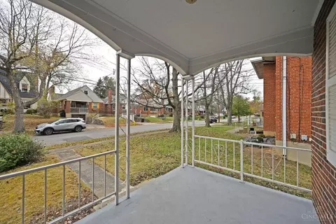 6300 Fairhurst Ave, Cincinnati, OH 45213 photo 5