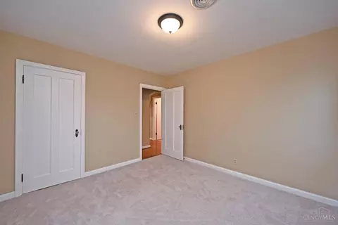 6300 Fairhurst Ave, Cincinnati, OH 45213 photo 19
