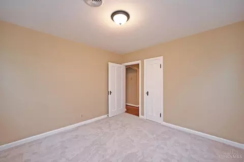 6300 Fairhurst Ave, Cincinnati, OH 45213 photo 23