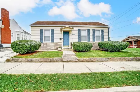 103 Vine St, Reading, OH 45215