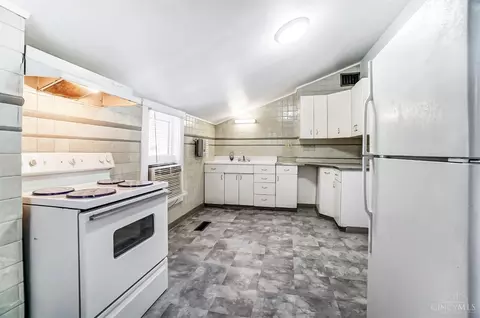 103 Vine St, Reading, OH 45215 photo 10