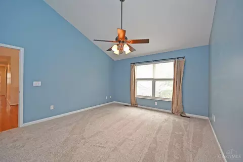 Bedroom - 3450 Mackenzie Xing, Cincinnati, OH 45245 photo 3 of 11