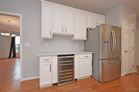 Kitchen - 3450 Mackenzie Xing, Cincinnati, OH 45245 photo 5 of 5