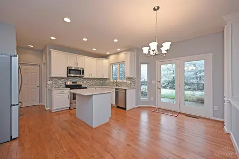 Kitchen - 3450 Mackenzie Xing, Cincinnati, OH 45245 photo 1 of 5
