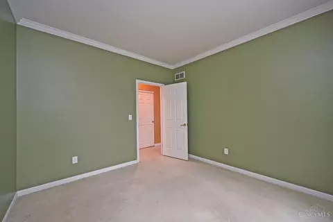 Bedroom - 3450 Mackenzie Xing, Cincinnati, OH 45245 photo 1 of 11