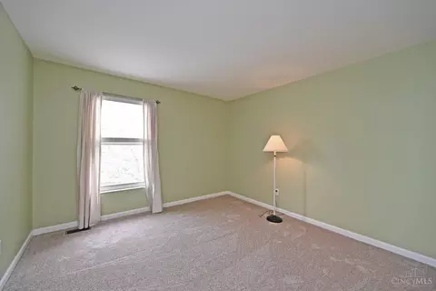 Bedroom - 3450 Mackenzie Xing, Cincinnati, OH 45245 photo 9 of 11