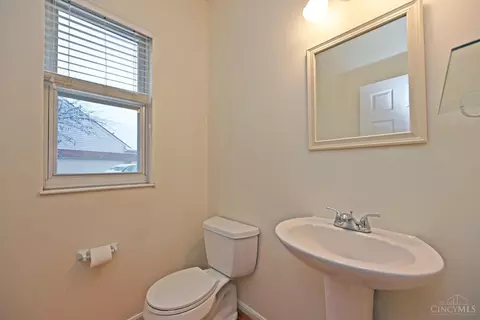 Bath - 3450 Mackenzie Xing, Cincinnati, OH 45245 photo 1 of 5