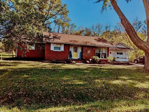 1249 Twin Oak Ln, Loveland, OH 45140
