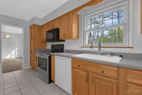 1168 Inner Circle Dr, Forest Park, OH 45240 photo 11