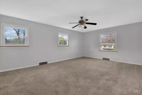 1168 Inner Circle Dr, Forest Park, OH 45240 photo 15