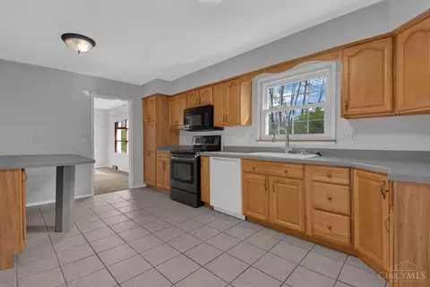 1168 Inner Circle Dr, Forest Park, OH 45240 photo 8