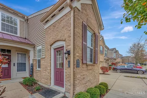 7460 Bridge Point Dr, Cincinnati, OH 45248