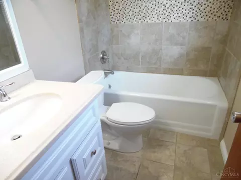 4194 Rybolt Rd, Cincinnati, OH 45248 photo 21