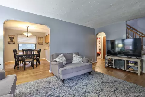 4355 Cappel Dr, Cincinnati, OH 45205 photo 6