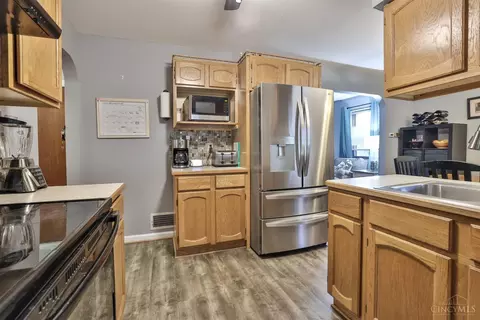 4355 Cappel Dr, Cincinnati, OH 45205 photo 11