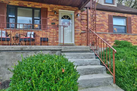 4355 Cappel Dr, Cincinnati, OH 45205 photo 3