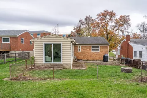 1202 Thurnridge Dr, Reading, OH 45215 photo 25