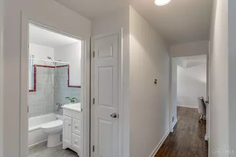 1202 Thurnridge Dr, Reading, OH 45215 photo 16