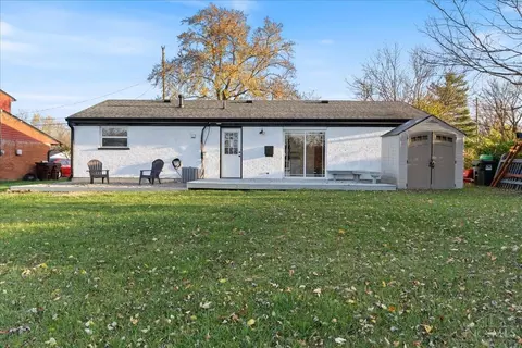 Exterior - 9611 Tanbark Ct, Cincinnati, OH 45231 photo 2 of 5