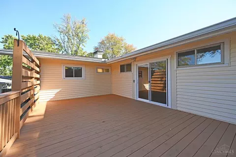 Exterior - 1647 Krylon Dr, Reading, OH 45215 photo 7 of 13