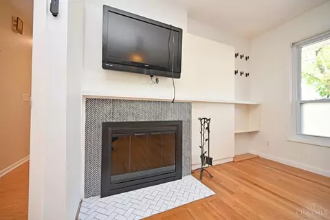 Living - 1647 Krylon Dr, Reading, OH 45215 photo 11 of 11
