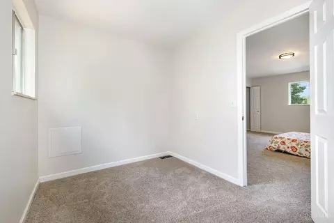Bedroom - 1356 Randomhill Rd, Cincinnati, OH 45231 photo 1 of 5