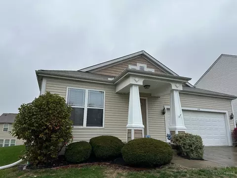 575 Lake Front Dr, Lebanon, OH 45036
