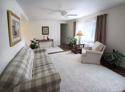 Living - 4235 Brookside Dr, Batavia, OH 45103 photo 2 of 4