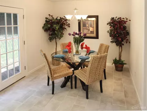 Dining - 4235 Brookside Dr, Batavia, OH 45103 photo 2 of 2