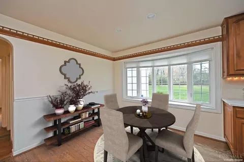 Dining - 10079 Corbett Rd, Cincinnati, OH 45231 photo 1 of 1
