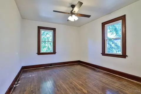 3049 Penrose Pl, Cincinnati, OH 45211 photo 21