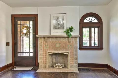 3049 Penrose Pl, Cincinnati, OH 45211 photo 7