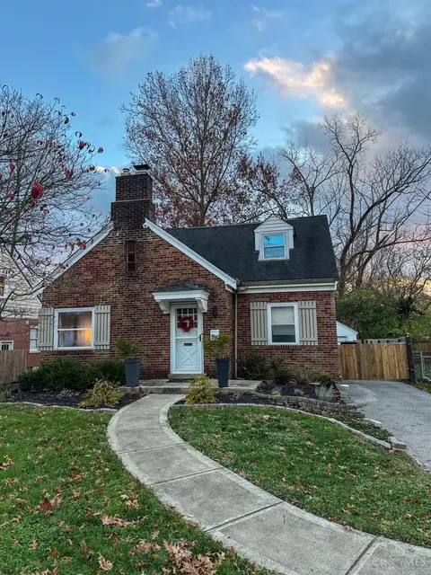 6273 Cambridge Ave, Cincinnati, OH 45230