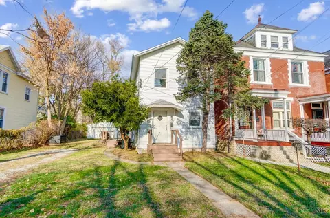 742 Mcmakin Ave, Cincinnati, OH 45232
