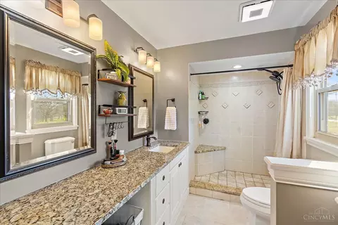 Bath - 6207 Greenbud Dr, Goshen, OH 45122 photo 2 of 4
