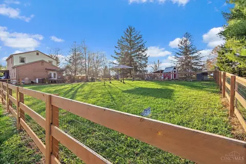 Exterior - 6207 Greenbud Dr, Goshen, OH 45122 photo 6 of 9